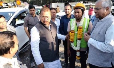 ऊर्जा मंत्री तोमर ने इंदौर में ग्रिड ऑपरेटर का किया सम्मान