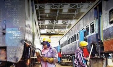 सरकारी नौकरी:रेलवे में 32,438 पदों पर भर्ती के लिए आवेदन की आखिरी तारीख आज, 10वीं पास तुरंत करें अप्लाई