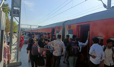 रेलवे के प्रमुख रेलवे स्टेशनों पर अतिरिक्त संख्या में रेलवे सुरक्षा बल के साथ साथ रेलवे सुरक्षा विशेष बल के जवान तैनात हुए