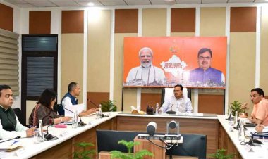 मुख्यमंत्री ने ली विभिन्न विभागों की समीक्षा बैठक