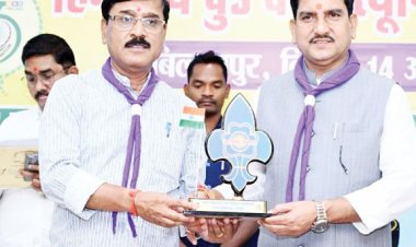 स्वावलंबी और कर्तव्यनिष्ठ नागरिक बनाने में स्काउटिंग की महत्वपूर्ण भूमिका- तोखन