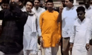 निवाड़ी में विस्थापितों के मुद्दे पर कांग्रेस का हल्ला बोल:रामराजा के दर्शन कर पटवारी बोले- पीड़ितों को नहीं मिला मुआवजा