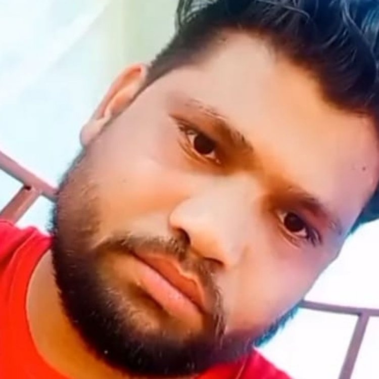 पारिवारिक विवाद से परेशान मजदूर ने की आत्महत्या:8 महीने से मायके में थी पत्नी; 2 बच्चों के पिता ने खाया जहर