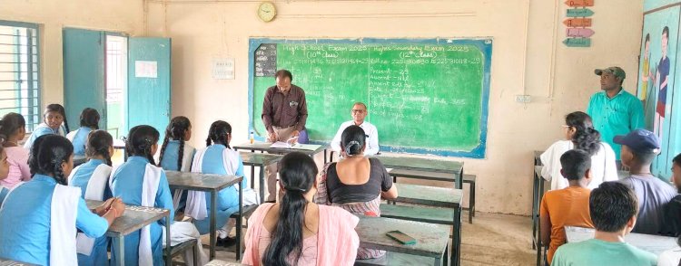 मानिकचौरी में 9-11 का  परीक्षा परिणाम घोषित