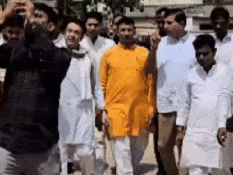 निवाड़ी में विस्थापितों के मुद्दे पर कांग्रेस का हल्ला बोल:रामराजा के दर्शन कर पटवारी बोले- पीड़ितों को नहीं मिला मुआवजा