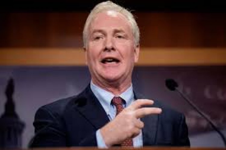 अल साल्वाडोर ग़लती से निर्वासित किए गए शख़्स से मिलकर अमेरिकी सीनेटर क्या बोले?