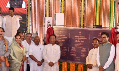 रायपुर : प्रधानमंत्री  नरेंद्र मोदी ने छत्तीसगढ़ के 05 अमृत स्टेशनों का किया उद्घाटन