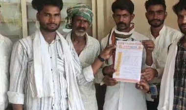 हिनोतिया फूड में सार्वजनिक हैंडपंप पर कब्जा:दबंगों ने निजी मोटर लगाकर रोका पानी; ग्रामीणों ने कलेक्टर से की शिकायत