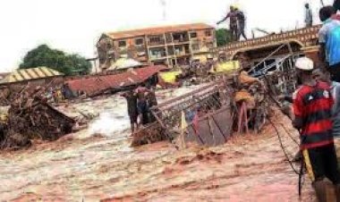 इस देश में भारी बारिश के कारण सौ से ज़्यादा लोगों की मौत