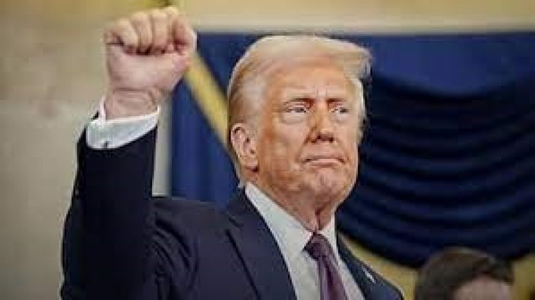 आईफोन अमेरिका में नहीं बने तो लगेगा 25 प्रतिशत आयात शुल्क: ट्रंप