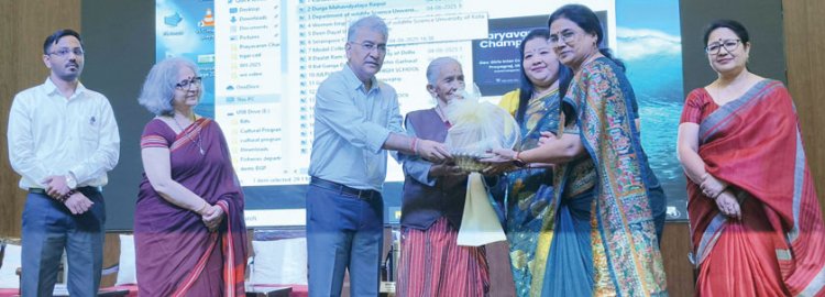 पर्यावरण चैंपियन पुरस्कार दुर्गा कॉलेज को