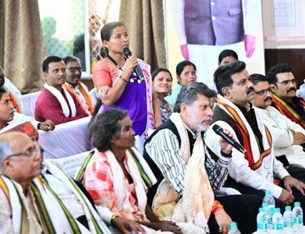 मुख्यमंत्री विष्णु देव साय ने महिला कृषक बसंती को दी बधाई, प्रोत्साहन राशि मिलने पर बसंती ने मुख्यमंत्री का जताया आभार