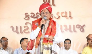 रायपुर के गरबा पंडालों में पहुंचे CM विष्णुदेव साय, महिलाओं के लिए किया बड़ा ऐलान; 68 लाख महिलाओं को हर महीने मिल रहे 1,000 रुपये