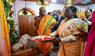 Bastar News: मां दंतेश्वरी के दरबार में पहुंचीं राष्ट्रपति द्रौपदी मुर्मु, पूजा-अर्चना कर मांगा देशवासियों के लिए आशीर्वाद, CM साय ने बताया ऐतिहासिक गौरव का पल