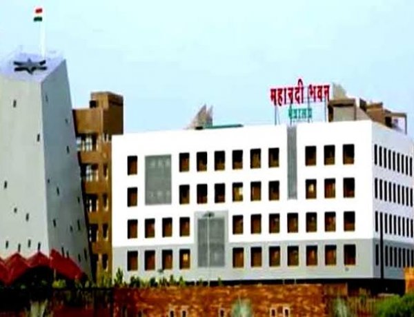 CG Transfer News: लोक निर्माण विभाग में 14 सहायक ग्रेड-1 कर्मचारियों का तबादला, तत्काल प्रभाव से नई पदस्थापना के आदेश जारी