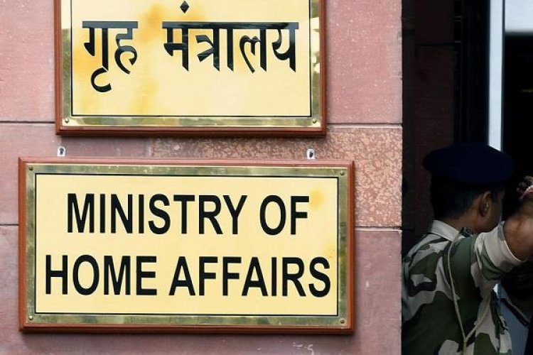 छत्तीसगढ़ के 15 पुलिसकर्मियों को मिला केंद्रीय गृह मंत्री दक्षता पदक, IPS रॉबिन्सन गुरिया समेत इन अधिकारियों का हुआ सम्मान
